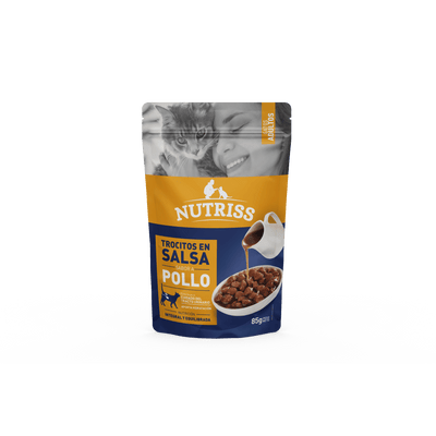 Alimento húmedo para gatos adultos Nutriss Salsa de Pollo 85 g